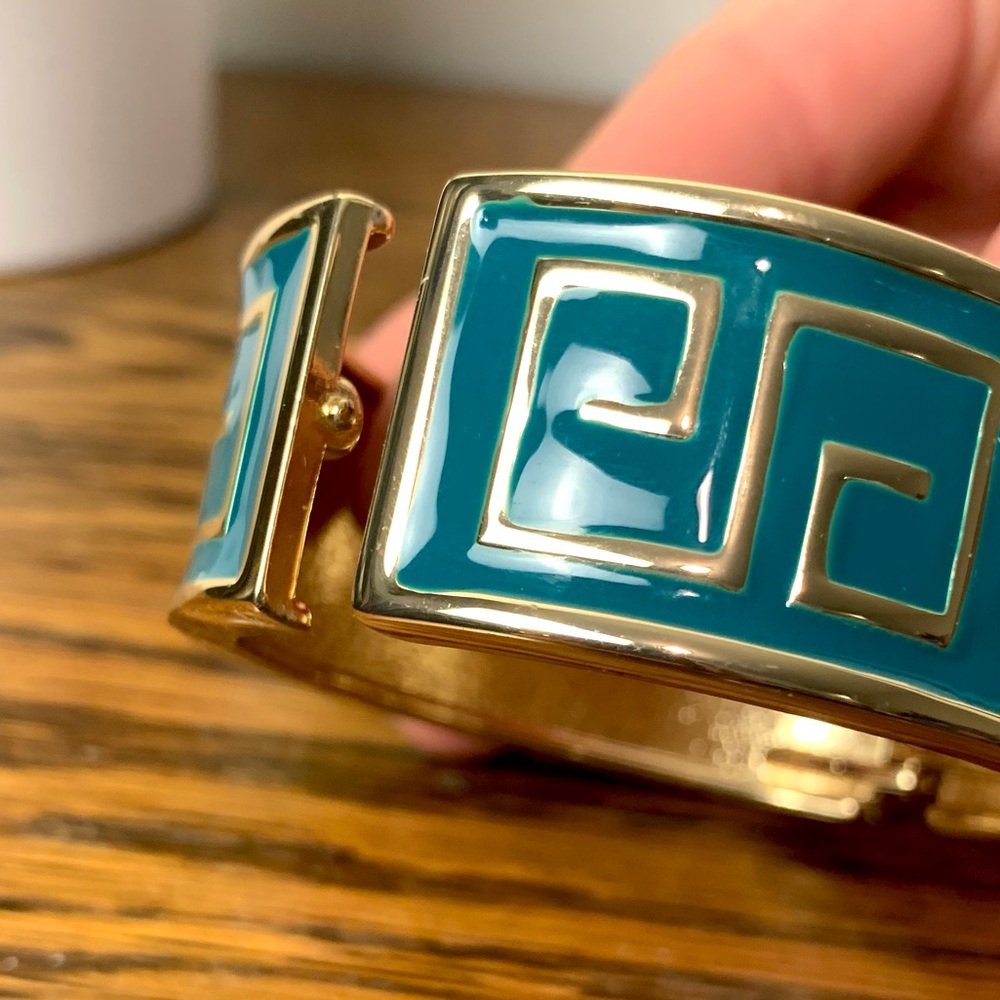 Aztec 1” Thick Cuff Bracelet - Picture 6 of 11